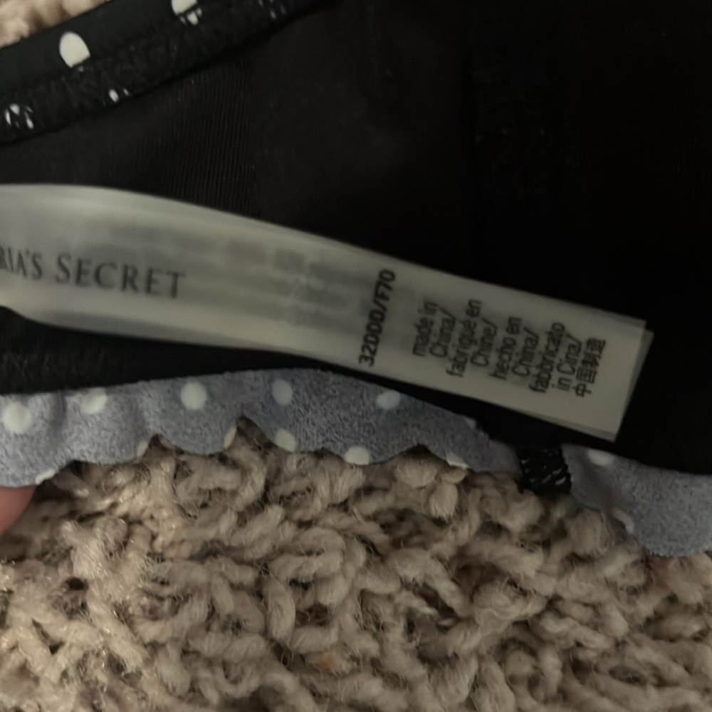 Victoria secret bikini top - Picture 3 of 4
